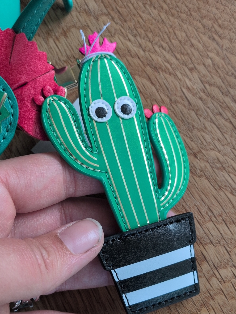 ✨ Rare Nwt New Horizons Kate Spade Cactus Bag WITH Matching Keychain - Picture 5 of 13
